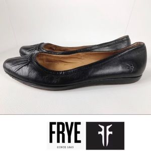FRYE CLEMENTINE Flats size 8
